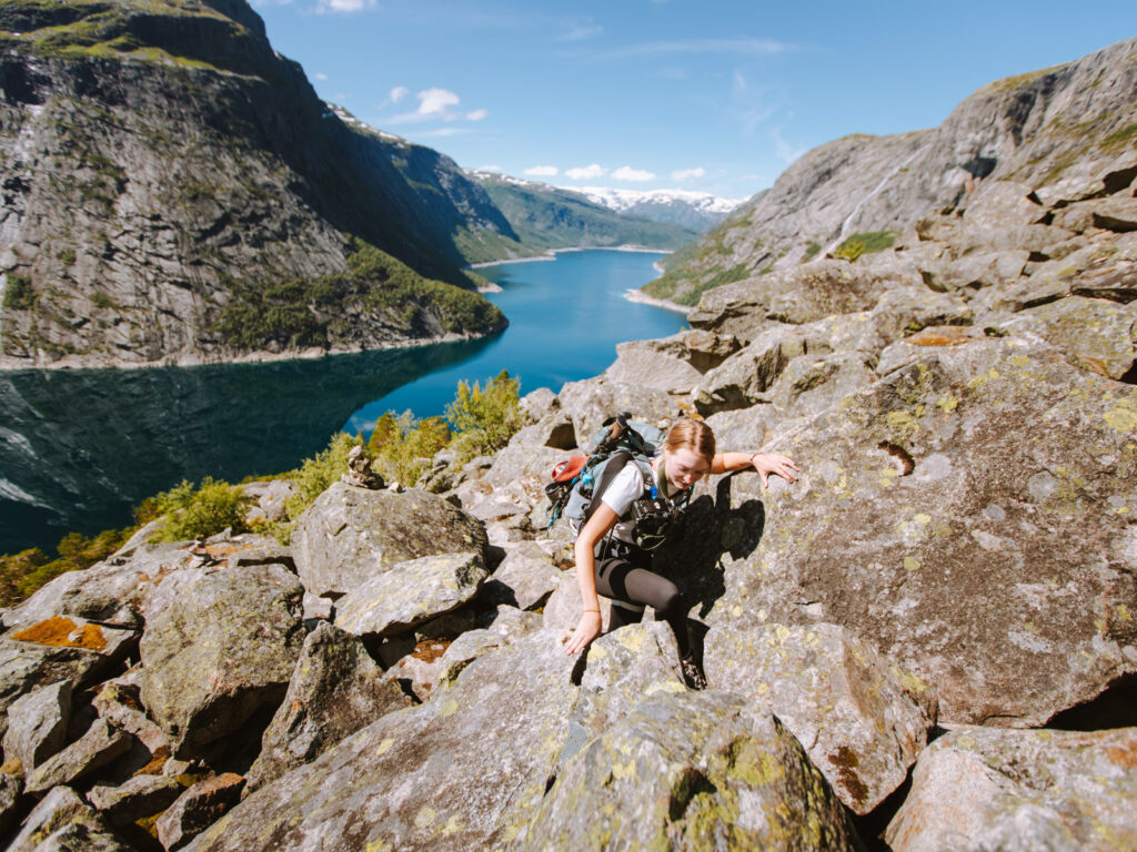 Ultimate Norway adventure: see the famous Trolltunga rock formation. Guide on Trolltunga camping, Trolltunga hike & Trolltunga via ferrata!