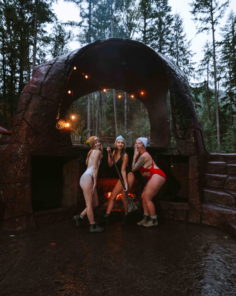 There are a lot of Mt Rainier Cabins with Hot Tubs, but nothing quite like this Cauldron Hot Tub experience! Check out my guide to Cannibal Hot Tub!