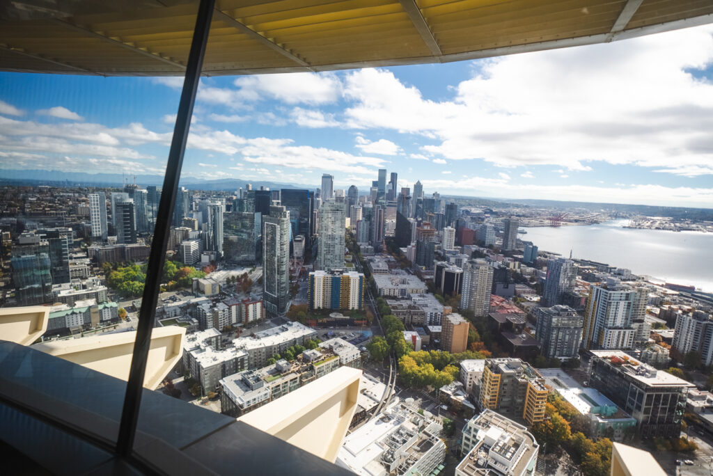 Seattle Space Needle Views: Panoramic Seattle Views