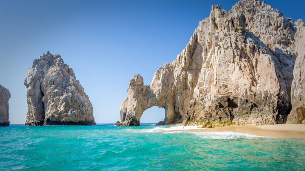 cabo arch baja road trip