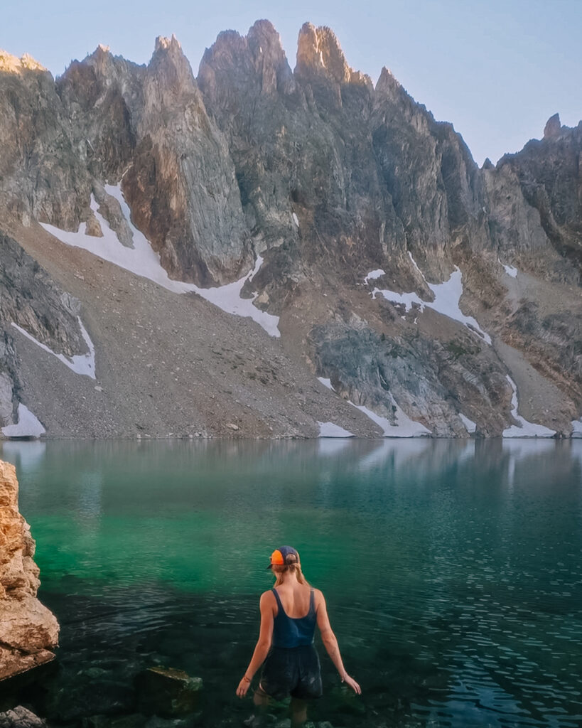 best alpine lakes in the sawtooths