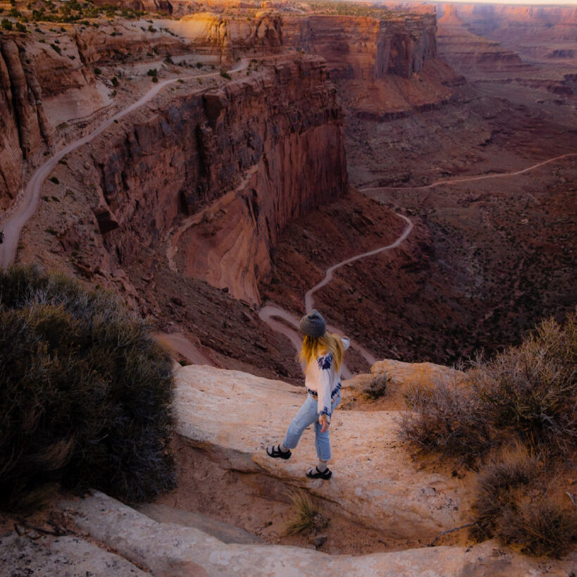 Get the most out of your trip with this One Day in Canyonlands itinerary. I'll show you the best things to do in Canyonlands National Park!