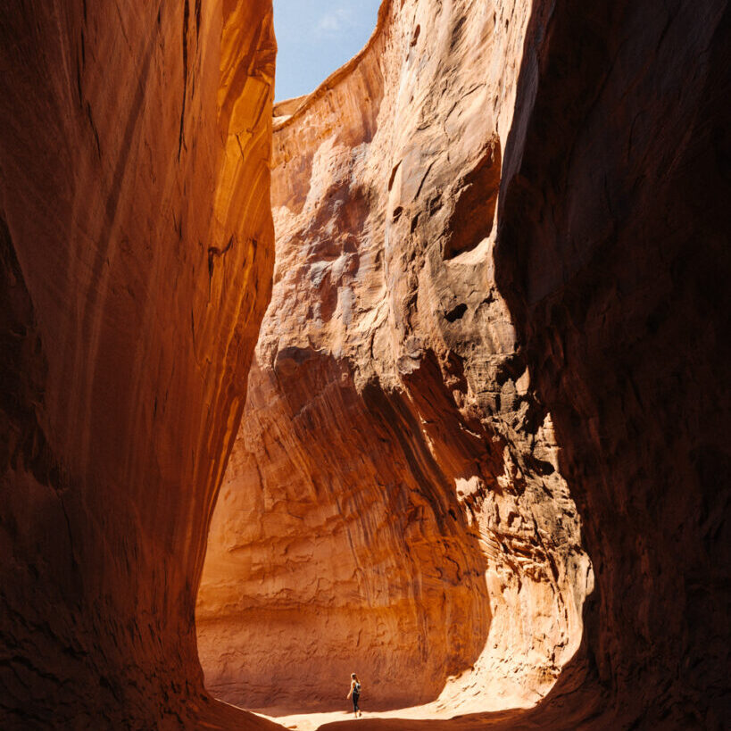 Hidden gems and photography guide for the ultimate visit or road trip to Leprechaun Canyon Utah. Photo tips, route description, packing list and more.